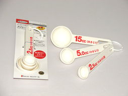 日單來料加工全出口日用品 優質日本名牌與針紡織品，零售批發皆宜